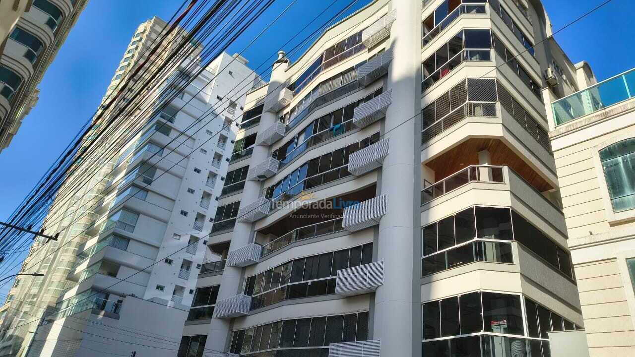 Casa para alquiler de vacaciones em Itapema (Meia Praia)