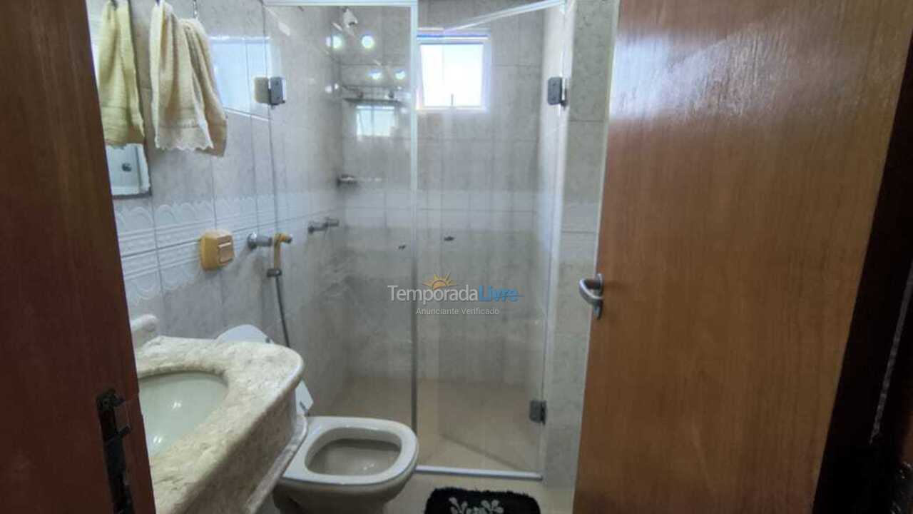 Casa para alquiler de vacaciones em Itapema (Meia Praia)