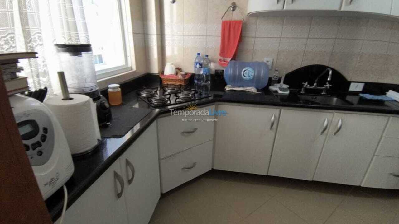 Casa para alquiler de vacaciones em Itapema (Meia Praia)