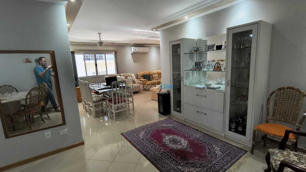 Casa para alquiler de vacaciones em Itapema (Meia Praia)