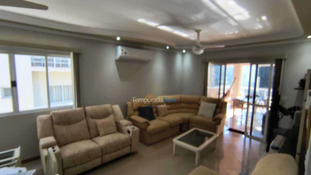Casa para alquiler de vacaciones em Itapema (Meia Praia)