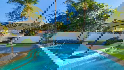 Wonderful Mansion Near the Sea