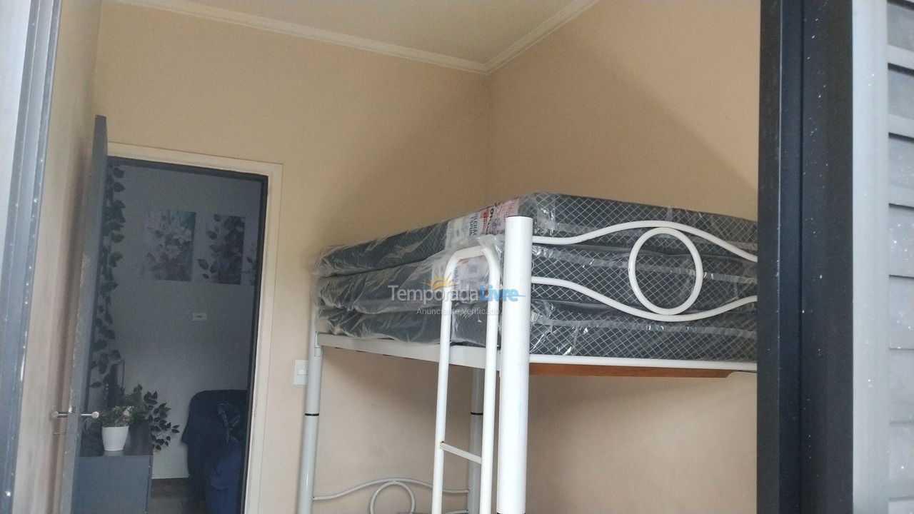 Apartamento para aluguel de temporada em Guarujá (Enseada)