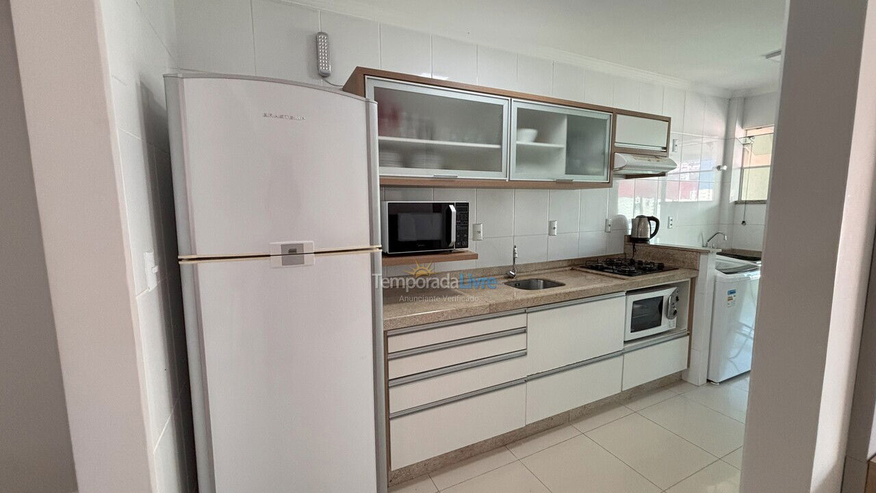 Apartamento para aluguel de temporada em Bombinhas (Praia de Bombas)