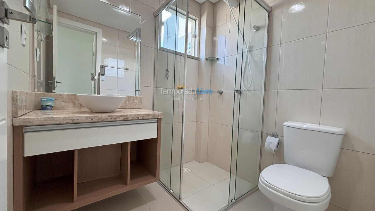 Apartamento para aluguel de temporada em Bombinhas (Praia de Bombas)