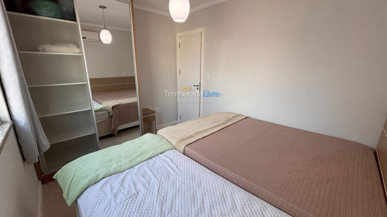Apartamento para aluguel de temporada em Bombinhas (Praia de Bombas)