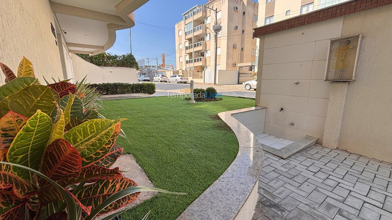 Apartamento para aluguel de temporada em Bombinhas (Praia de Bombas)