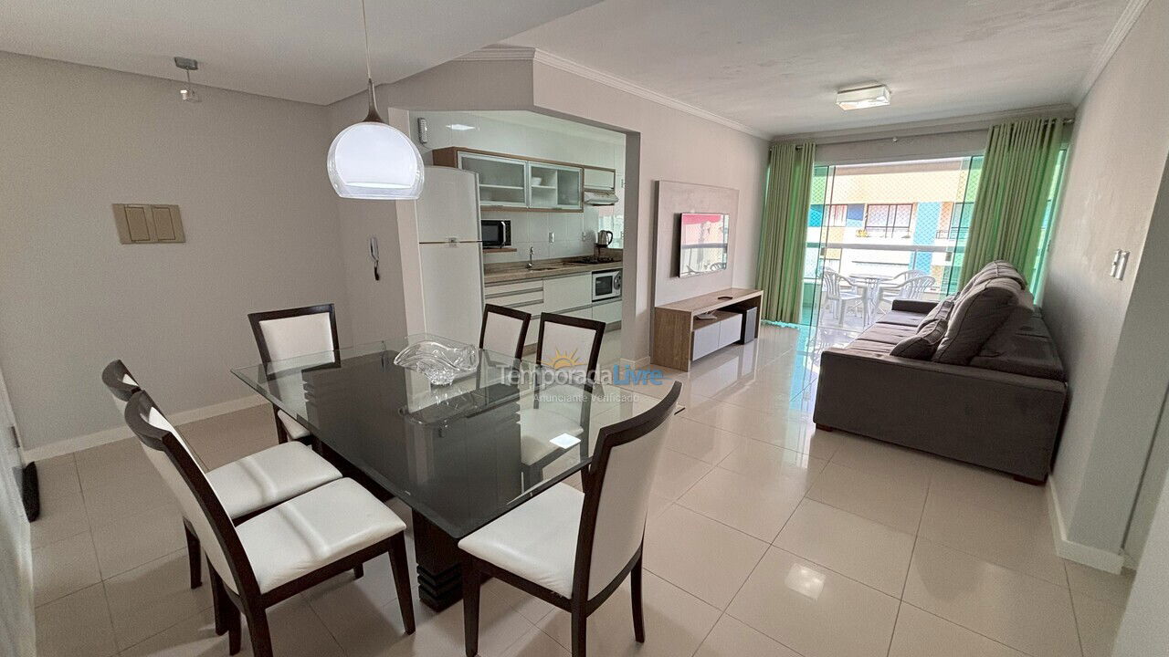Apartamento para aluguel de temporada em Bombinhas (Praia de Bombas)
