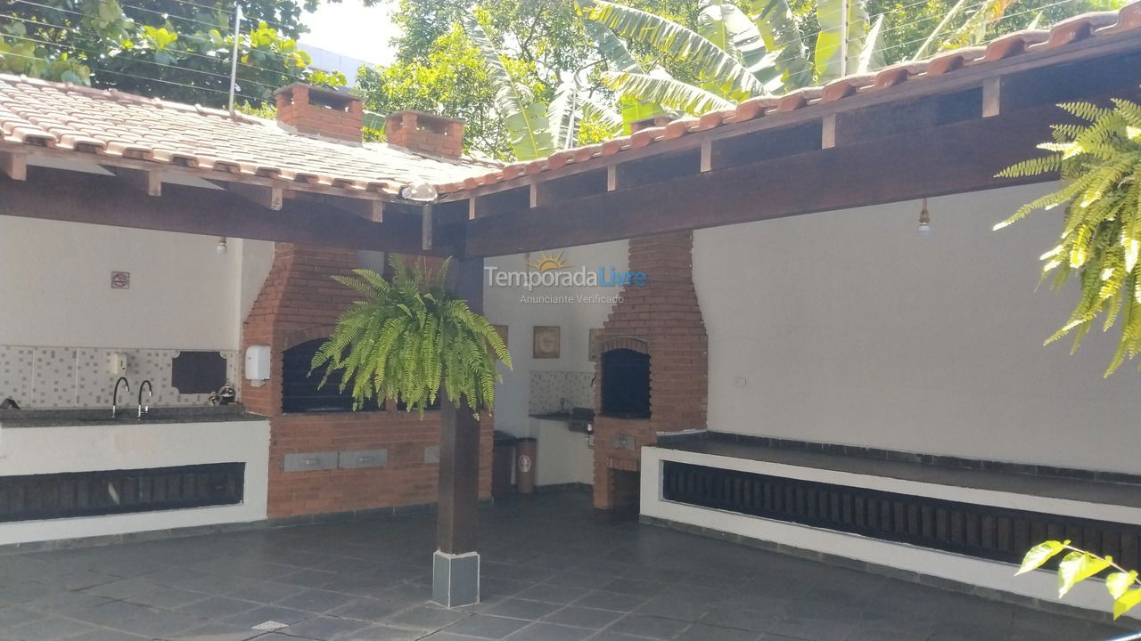 Apartamento para aluguel de temporada em Guarujá (Enseada)