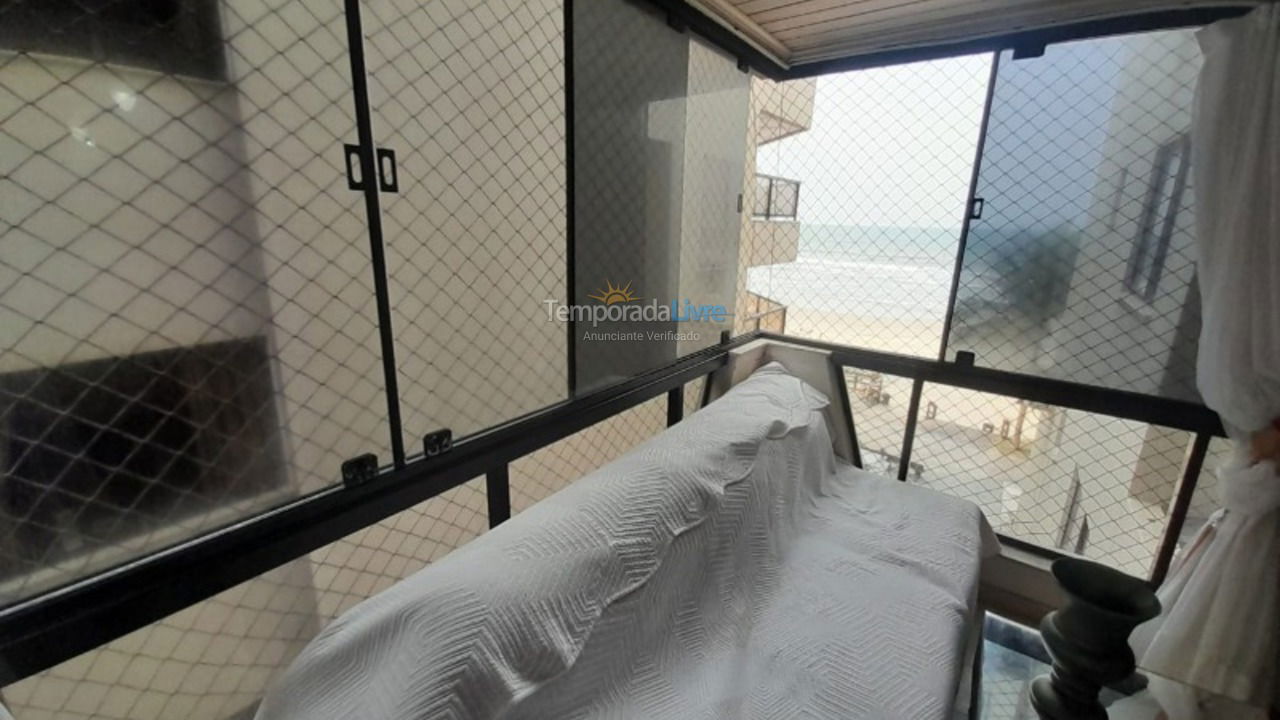 Apartment for vacation rental in Itapema (Meia Praia)