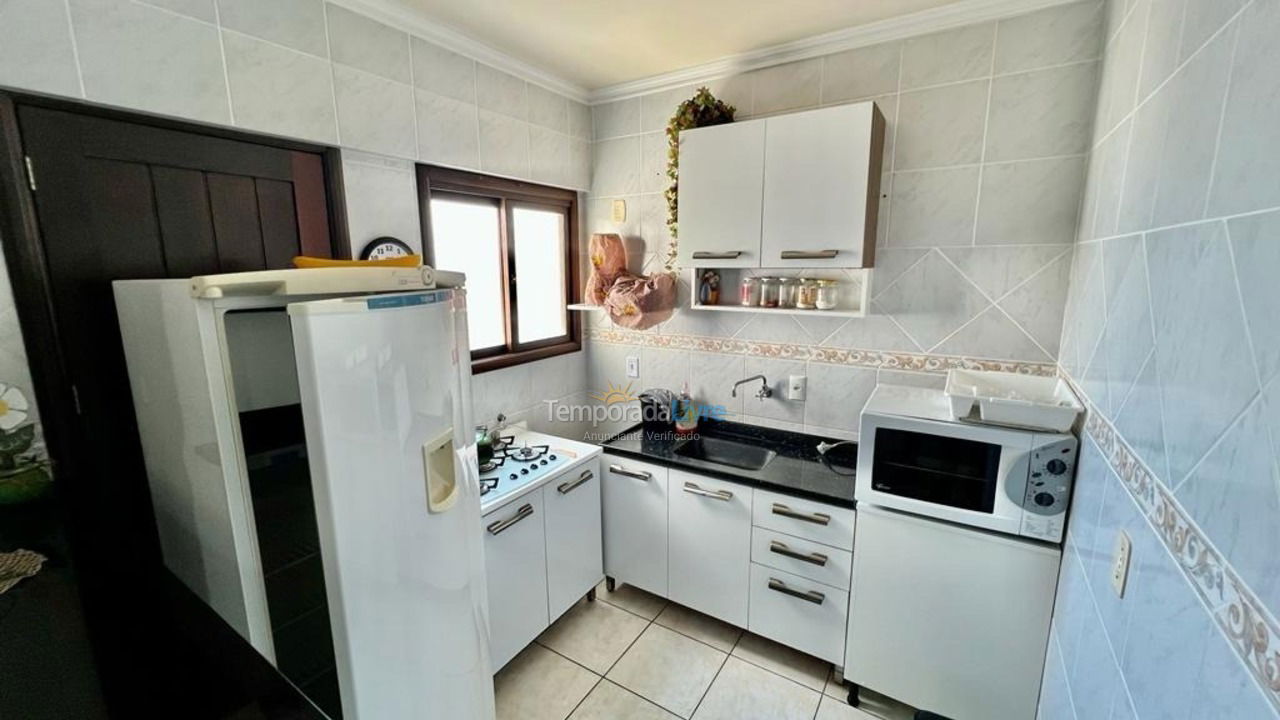 Apartamento para aluguel de temporada em Capão da Canoa (Centro)