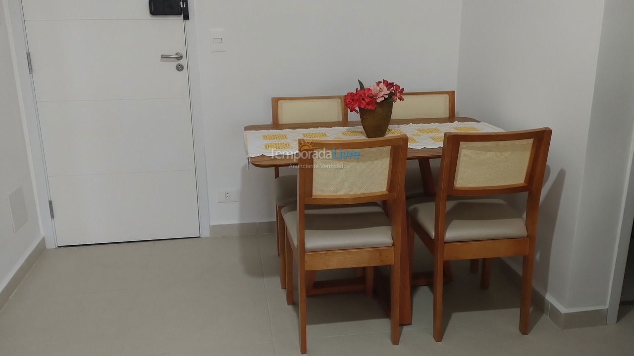 Apartamento para aluguel de temporada em Praia Grande (Guilhermina)