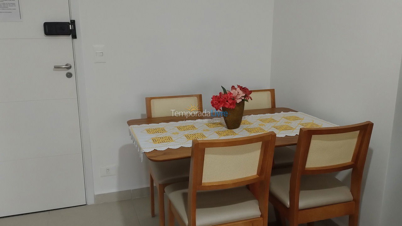 Apartamento para aluguel de temporada em Praia Grande (Guilhermina)