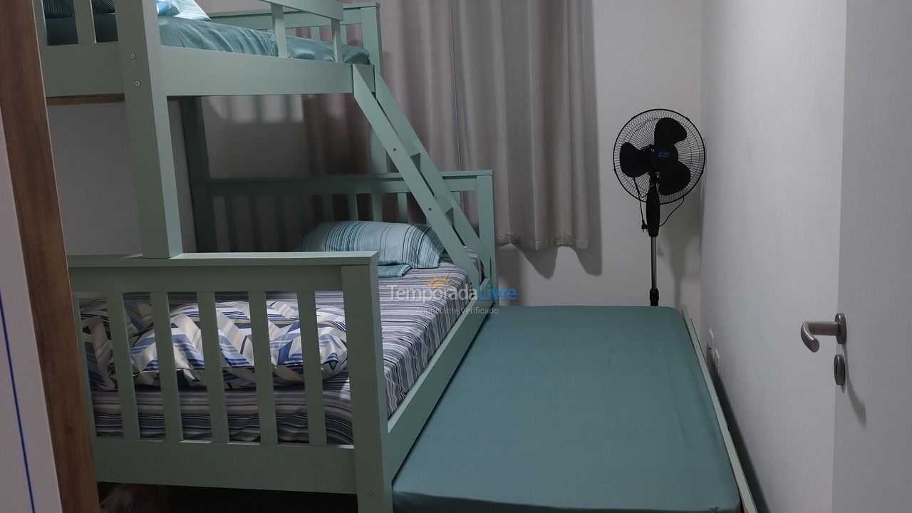 Apartamento para aluguel de temporada em Praia Grande (Guilhermina)