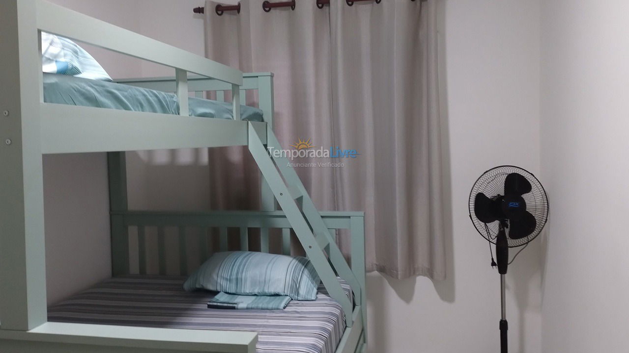 Apartamento para aluguel de temporada em Praia Grande (Guilhermina)