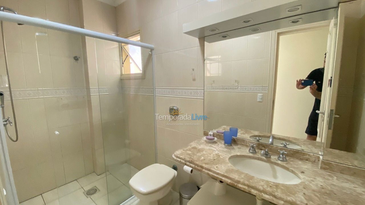 Apartamento para aluguel de temporada em Capão da Canoa (Zona Nova)