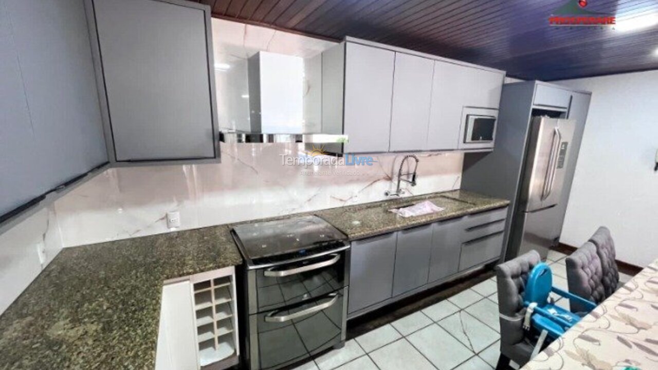 House for vacation rental in Florianopolis (Canasvieiras)