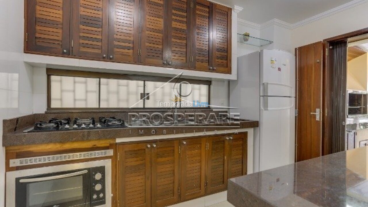 House for vacation rental in Florianopolis (Canasvieiras)