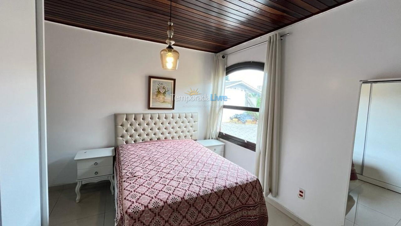 Casa para aluguel de temporada em Xangri Lá (Xangrila Bairo Centro)