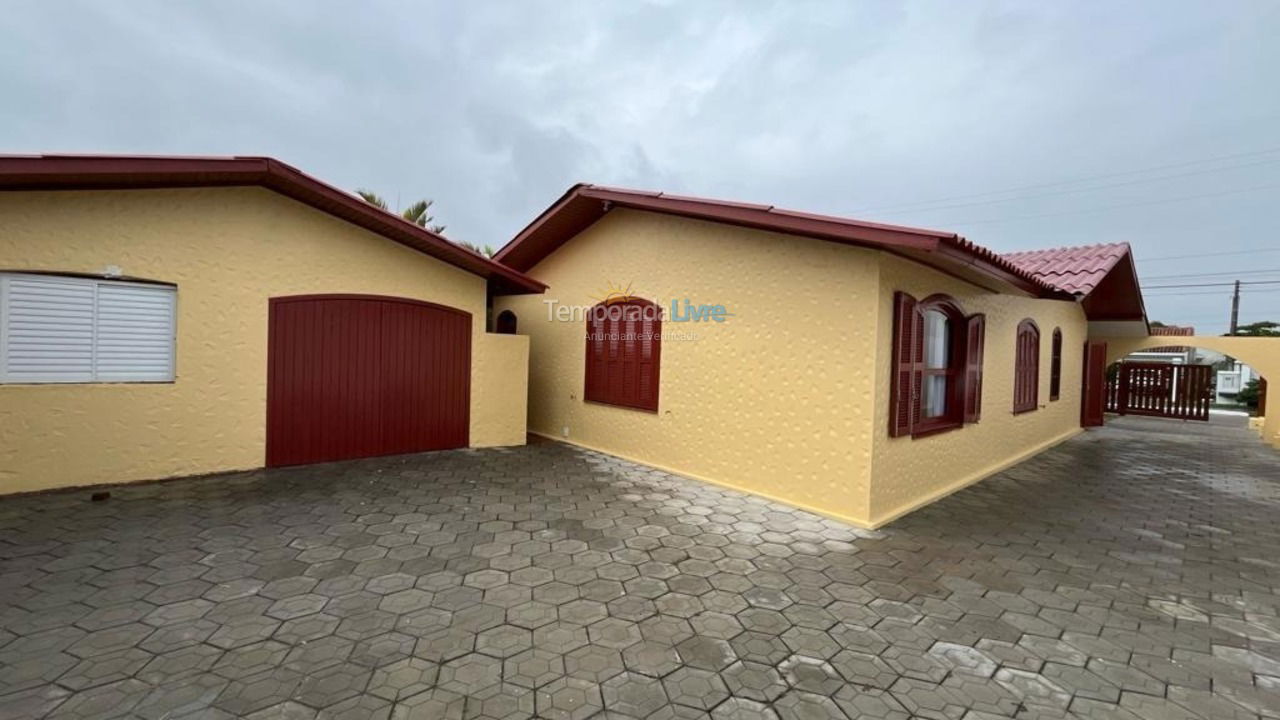Casa para aluguel de temporada em Xangri Lá (Xangrila Bairo Centro)