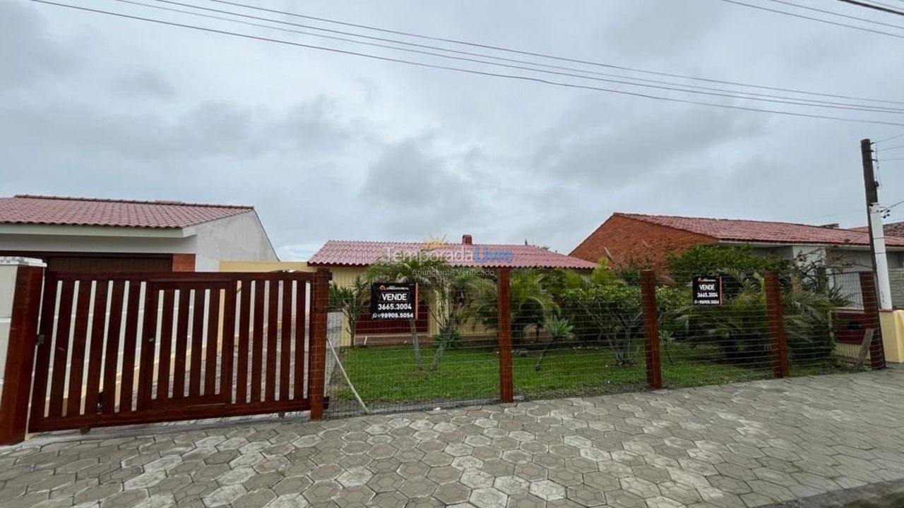 Casa para aluguel de temporada em Xangri Lá (Xangrila Bairo Centro)