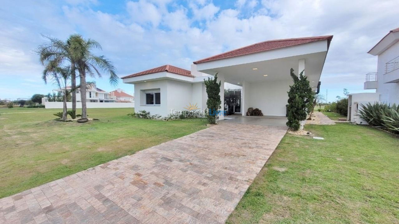 Casa para aluguel de temporada em Xangri Lá (Remanso)
