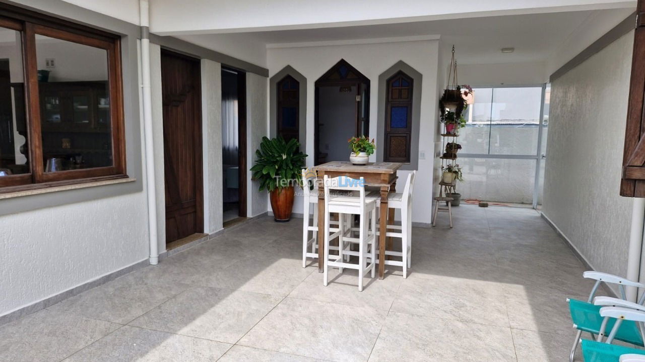 Casa para aluguel de temporada em Xangri Lá (Xangrila Bairo Centro)