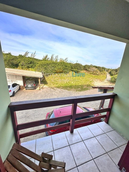 Apartamento para aluguel de temporada em Garopaba (Praia da Ferrugem)