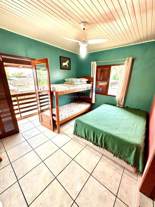 Apartamento para alquiler de vacaciones em Garopaba (Praia da Ferrugem)
