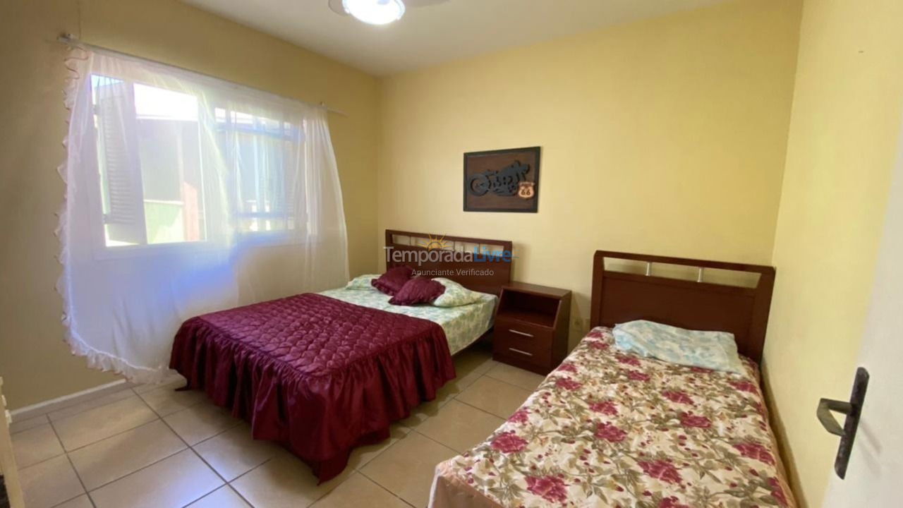 Casa para aluguel de temporada em Xangri Lá (Xangrila Bairo Centro)