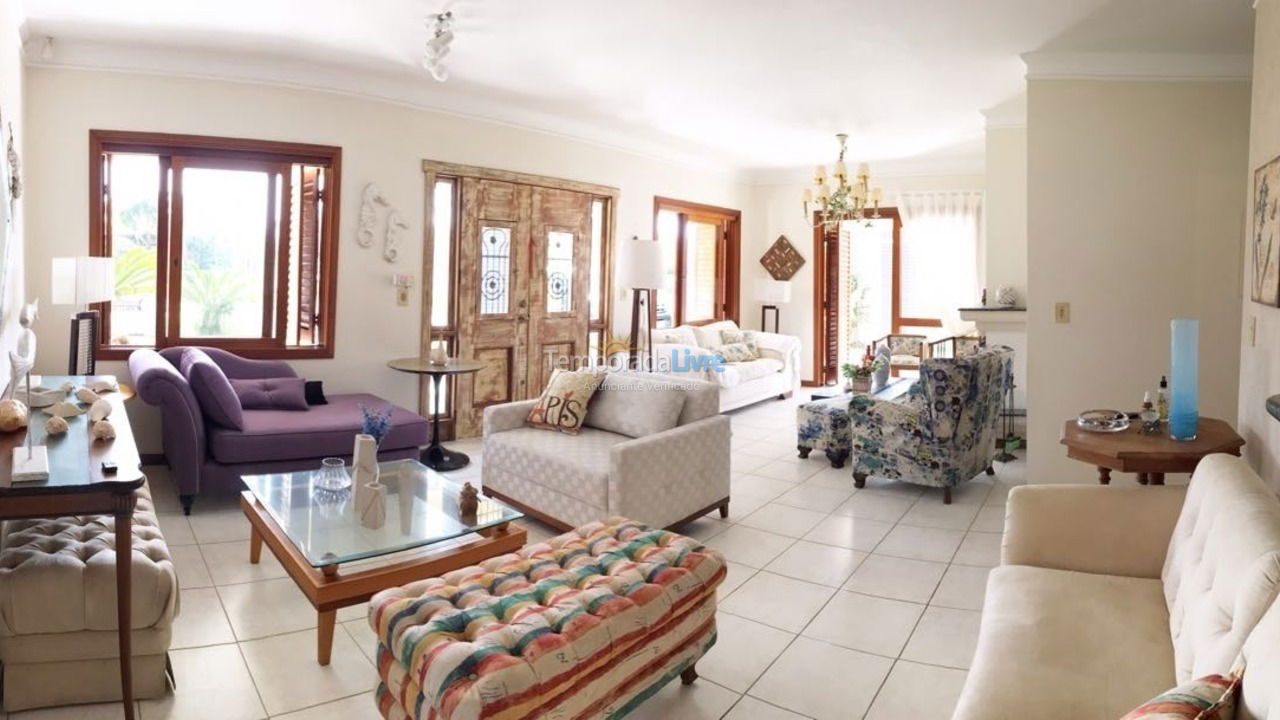 Casa para aluguel de temporada em Xangri Lá (Xangrila Bairo Centro)