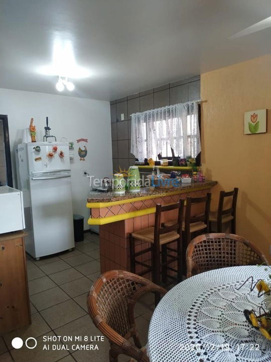Casa para aluguel de temporada em Capão da Canoa (Capão Novo)