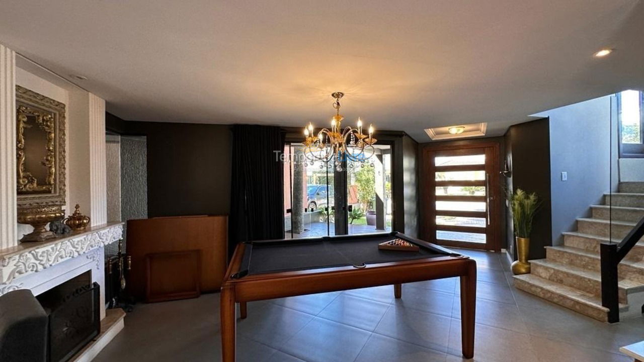 Casa para aluguel de temporada em Capão da Canoa (Zona Nova)