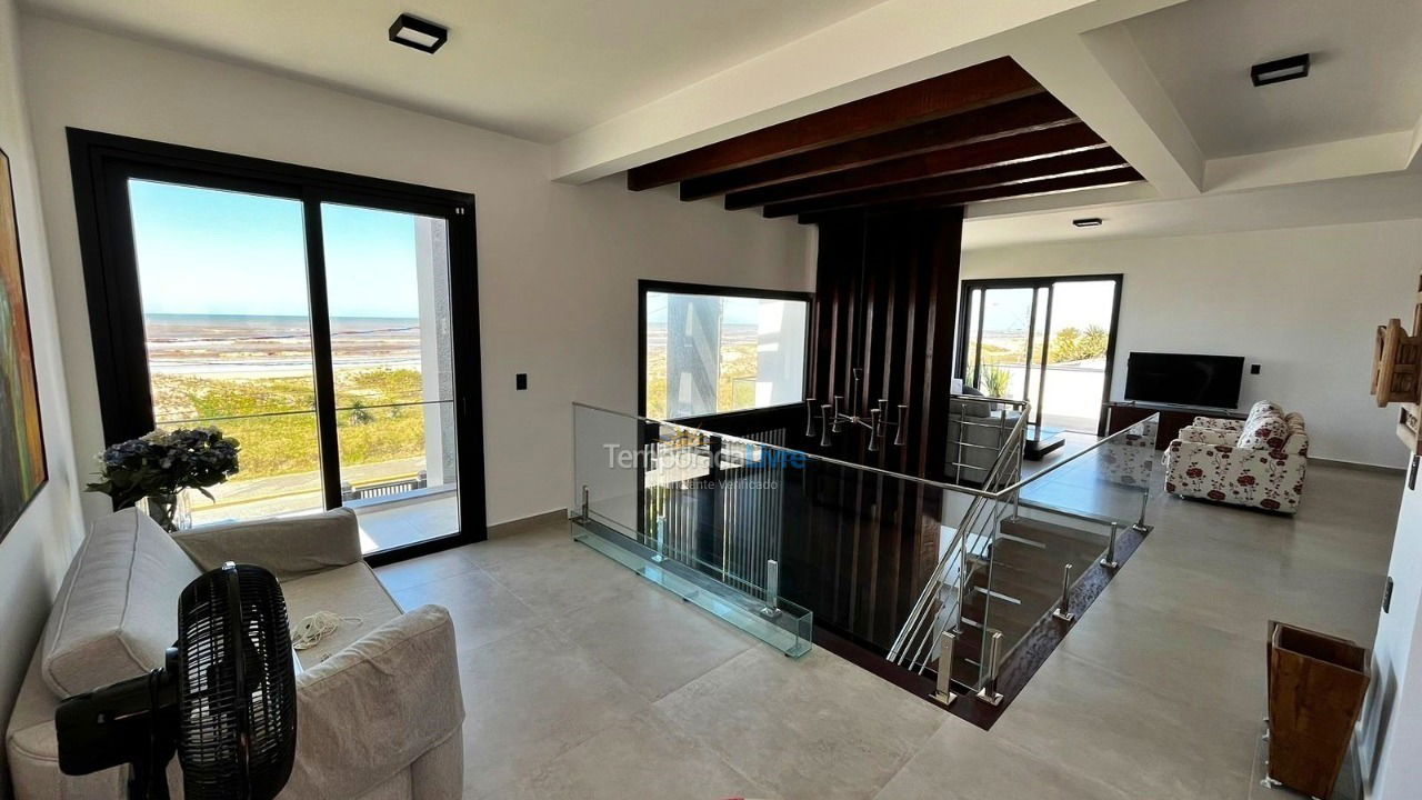 Casa para aluguel de temporada em Xangri Lá (Atlântida)
