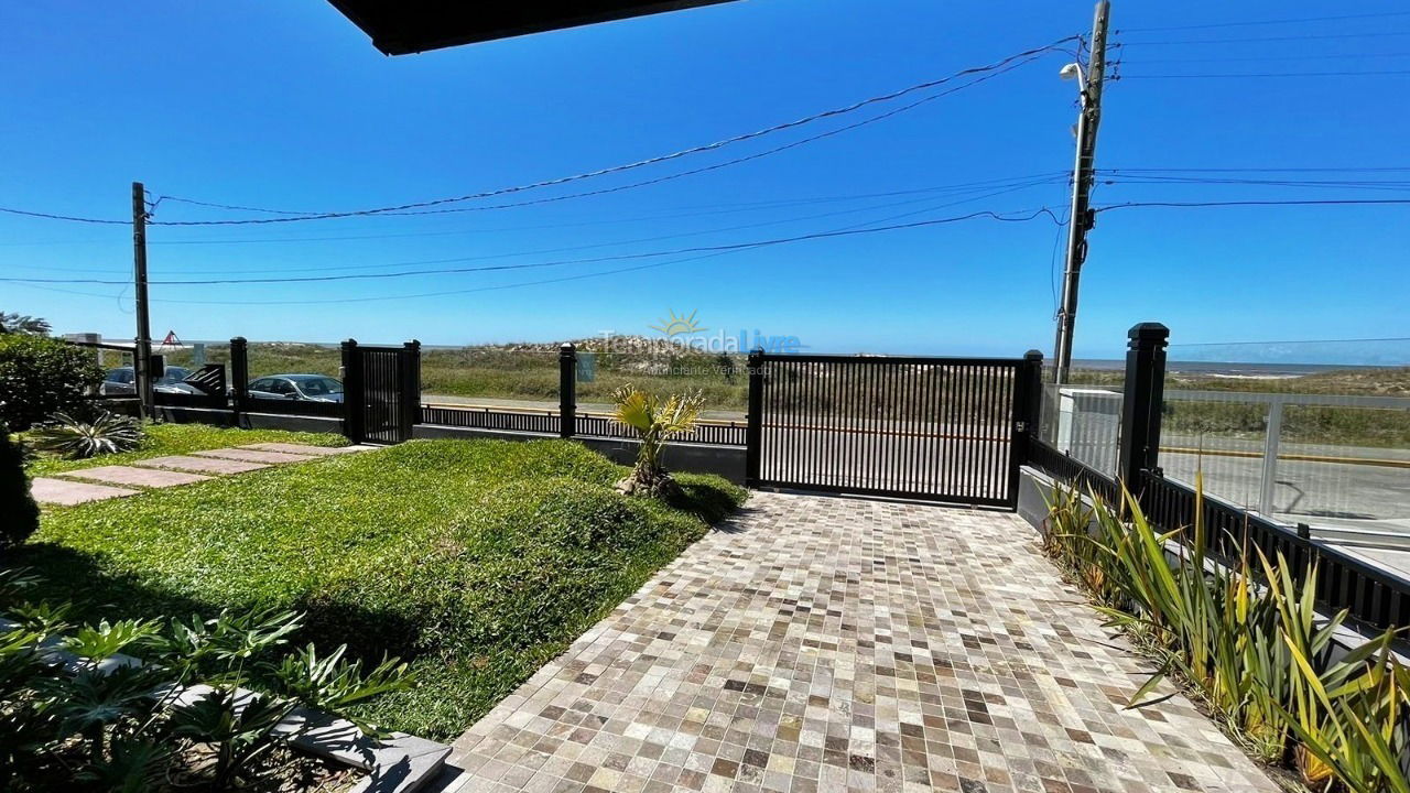 Casa para aluguel de temporada em Xangri Lá (Atlântida)