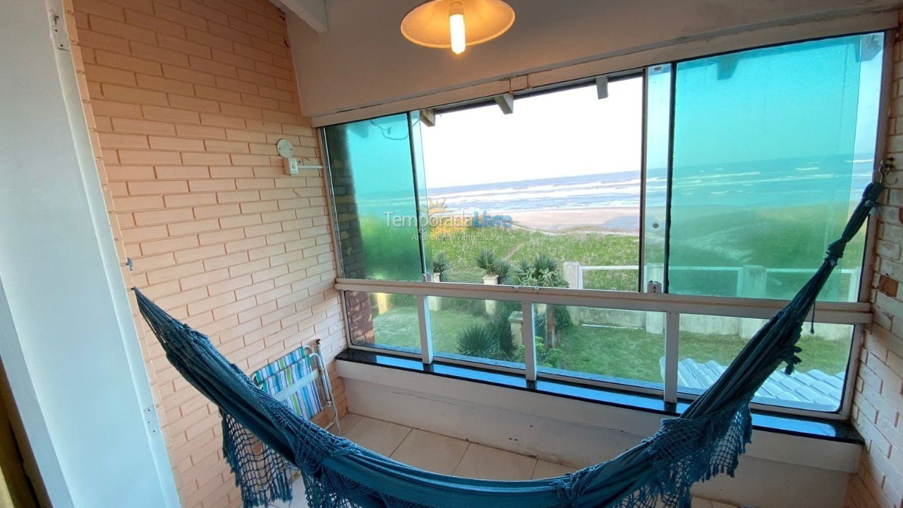 Casa para aluguel de temporada em Capão da Canoa (Zona Nova)