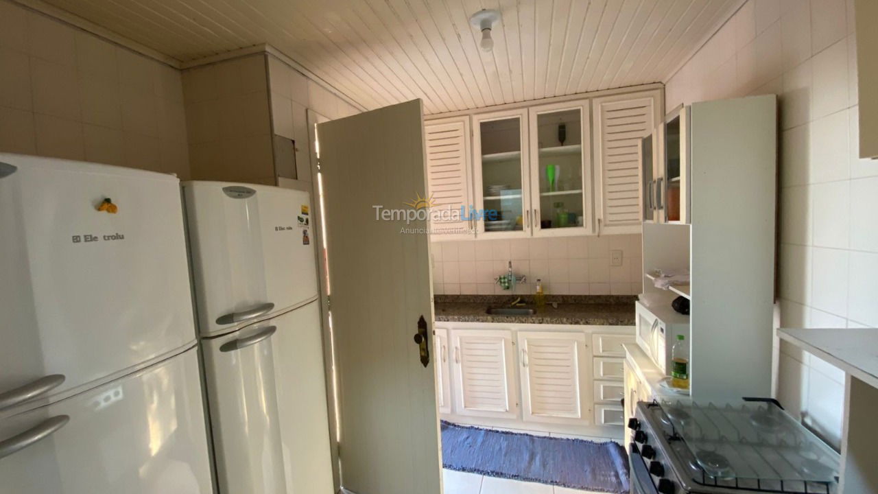 Casa para aluguel de temporada em Capão da Canoa (Zona Nova)