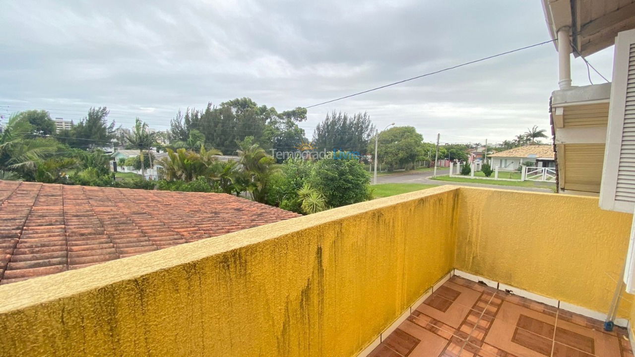 Casa para alquiler de vacaciones em Capão da Canoa (Santa Luzia)