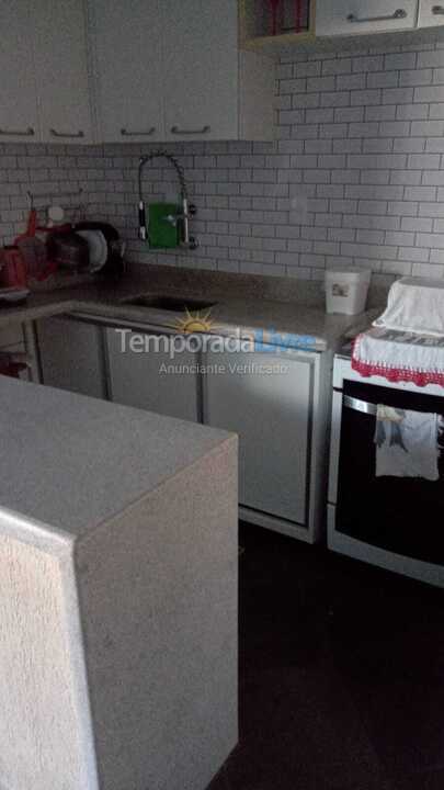 Apartamento para alquiler de vacaciones em Bertioga (Praia da Enseada)