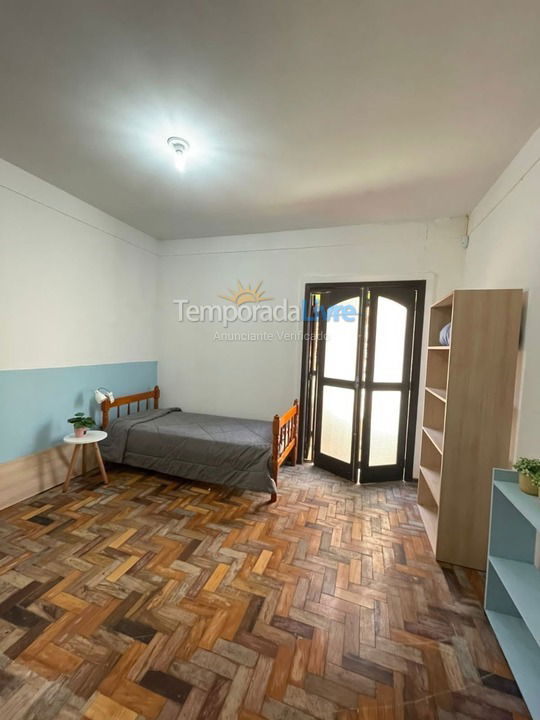 Casa para aluguel de temporada em Xangri Lá (Xangrila Bairo Centro)