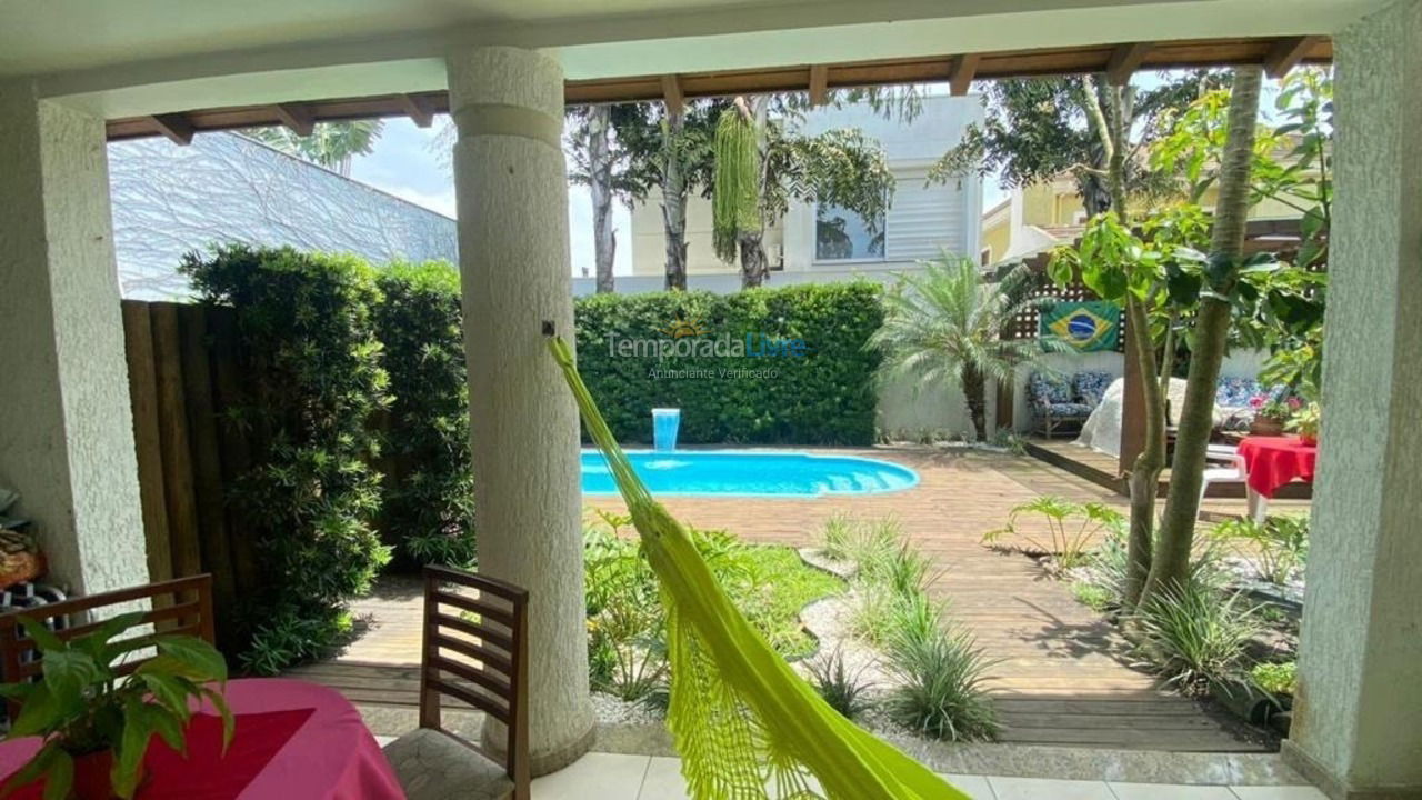 Casa para aluguel de temporada em Capão da Canoa (Zona Nova)