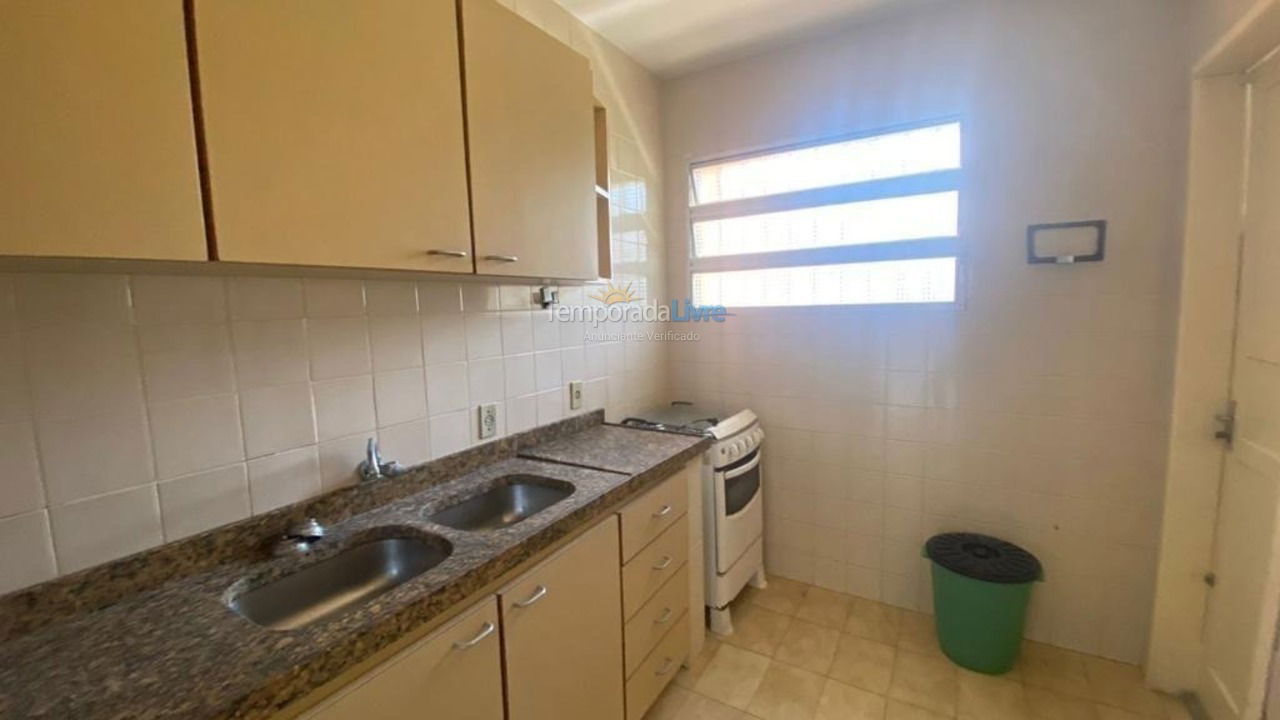 Casa para aluguel de temporada em Capão da Canoa (Zona Nova)