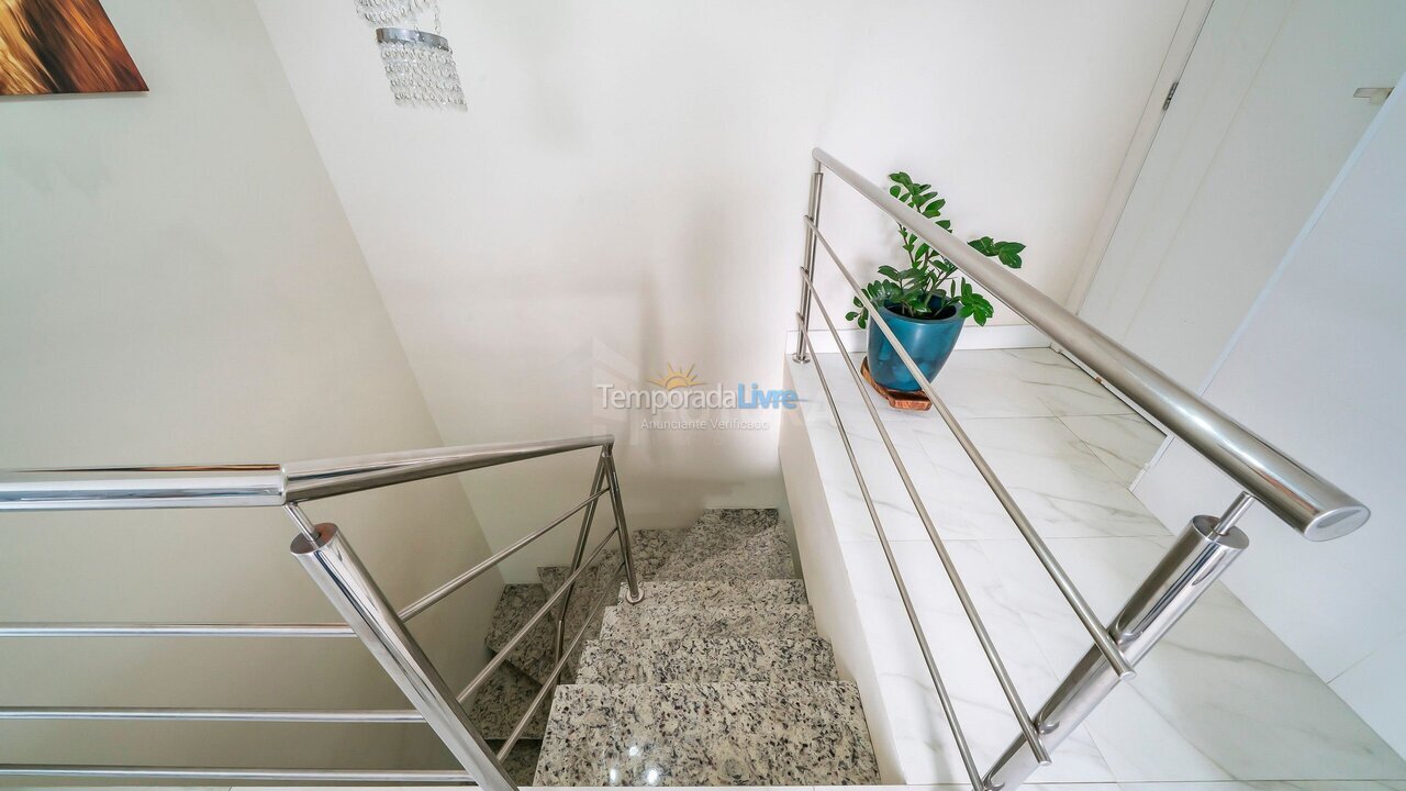 Apartamento para alquiler de vacaciones em Bombinhas (Praia de Bombas)