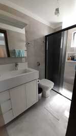 APARTAMENTO 2 DORMITÓRIOS NA QUADRA DO MAR