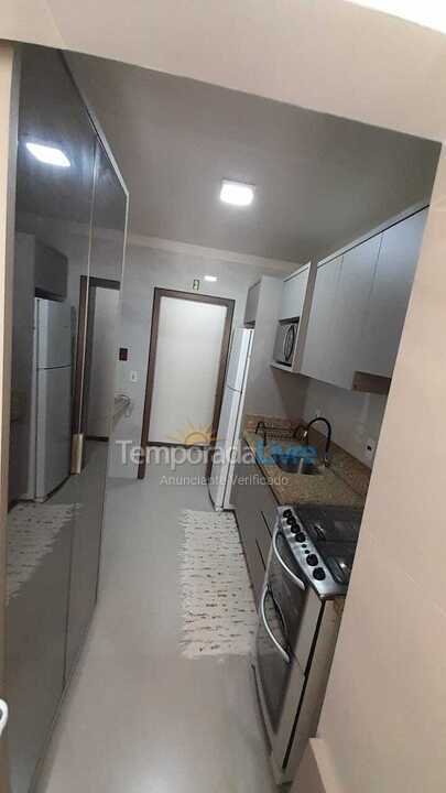 Apartamento para aluguel de temporada em Itapema (Meia Praia)