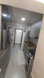 APARTAMENTO 2 DORMITÓRIOS NA QUADRA DO MAR