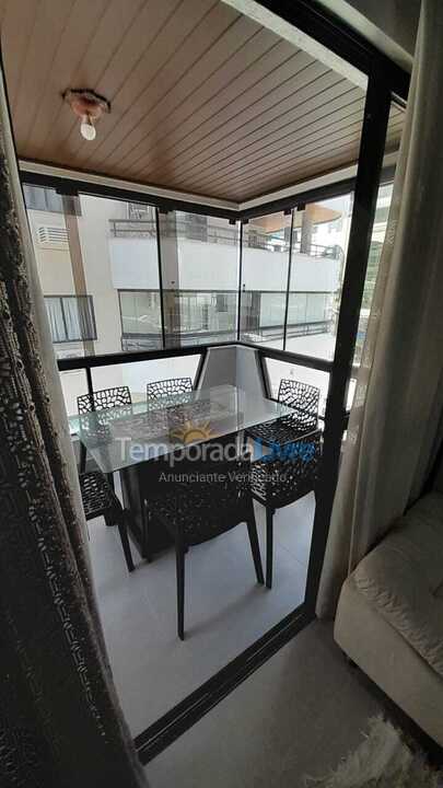 Apartamento para aluguel de temporada em Itapema (Meia Praia)