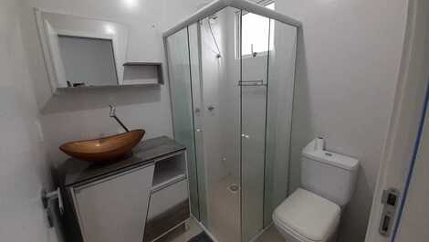 GRAN APARTAMENTO CON 2 SUITES Y 2 PLAZAS DE ESTACIONAMIENTO