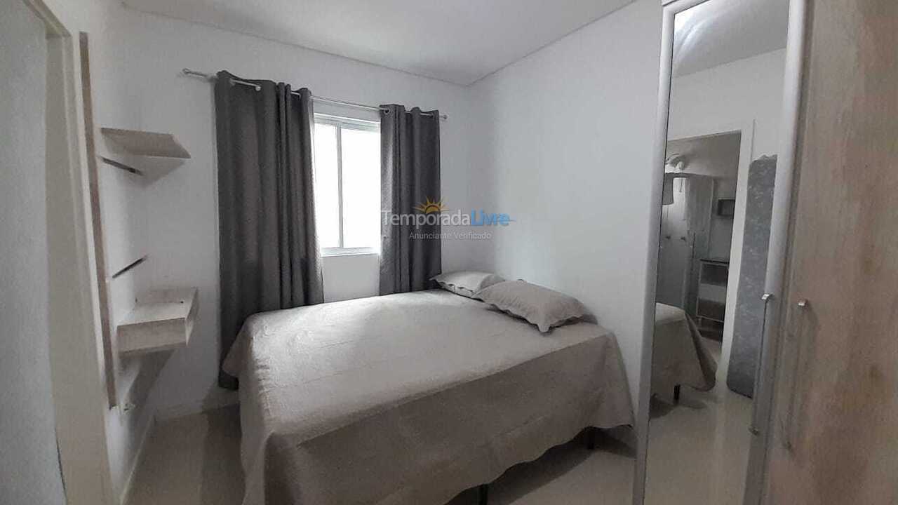 Apartamento para alquiler de vacaciones em Itapema (Meia Praia)