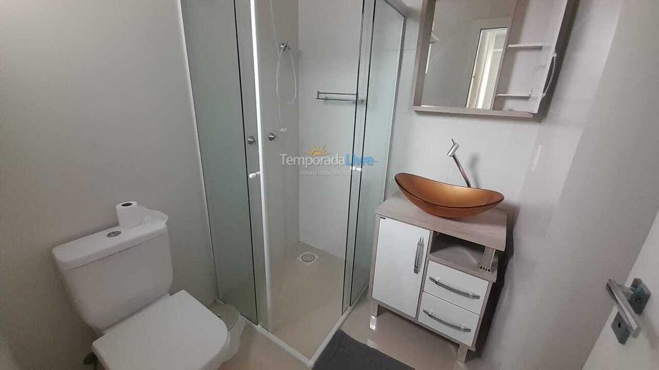 Apartamento para alquiler de vacaciones em Itapema (Meia Praia)